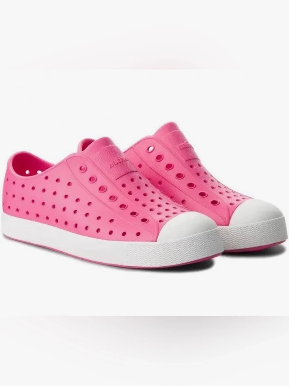 Native Shoes Jefferson Slip-On Water Friendly Sneakers in Hollywood Pink size 7